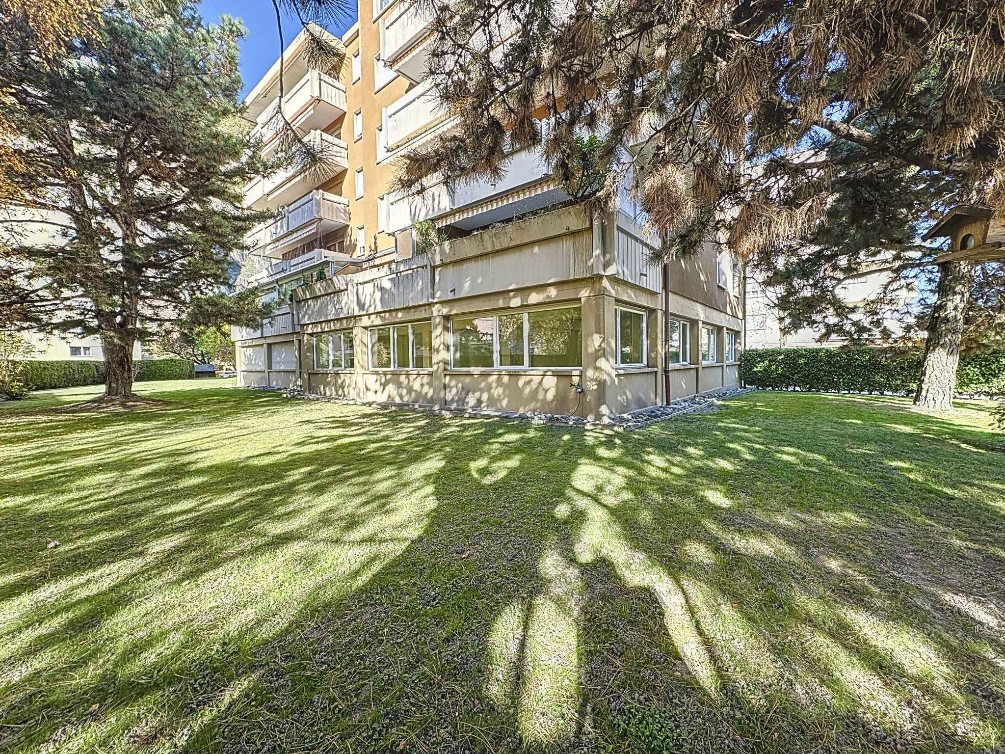 Exclusivité - Local commercial Martigny