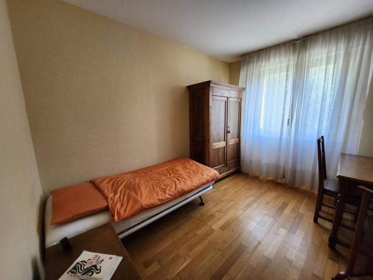 Très bel appartement traversant de 5.5 pièces
