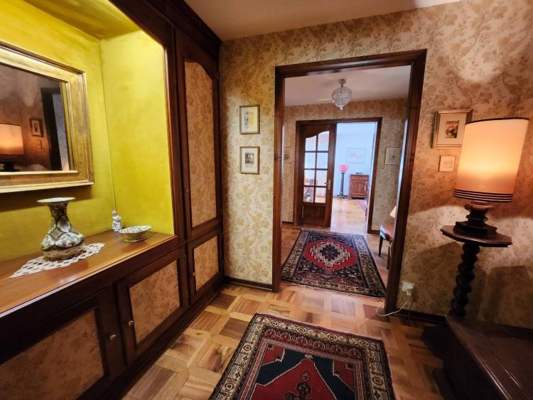 Très bel appartement traversant de 5.5 pièces