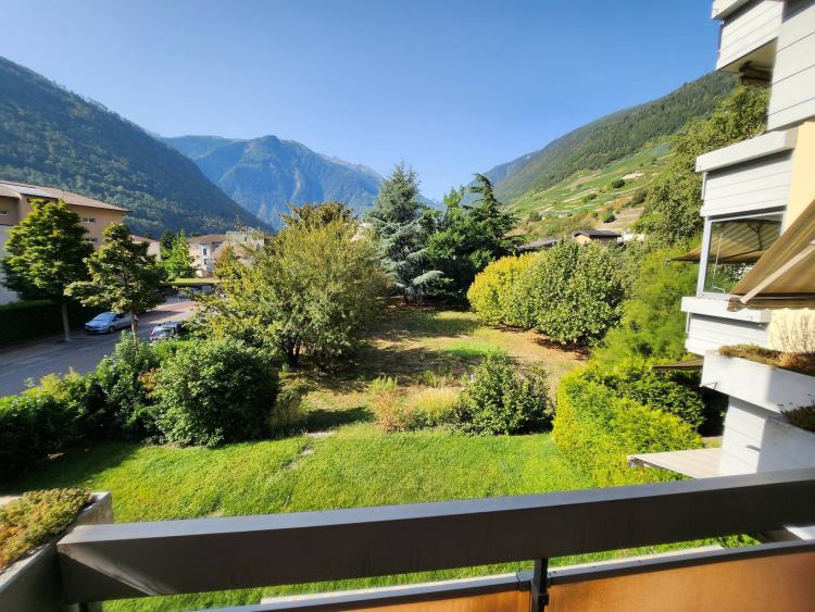Très bel appartement traversant de 5.5 pièces